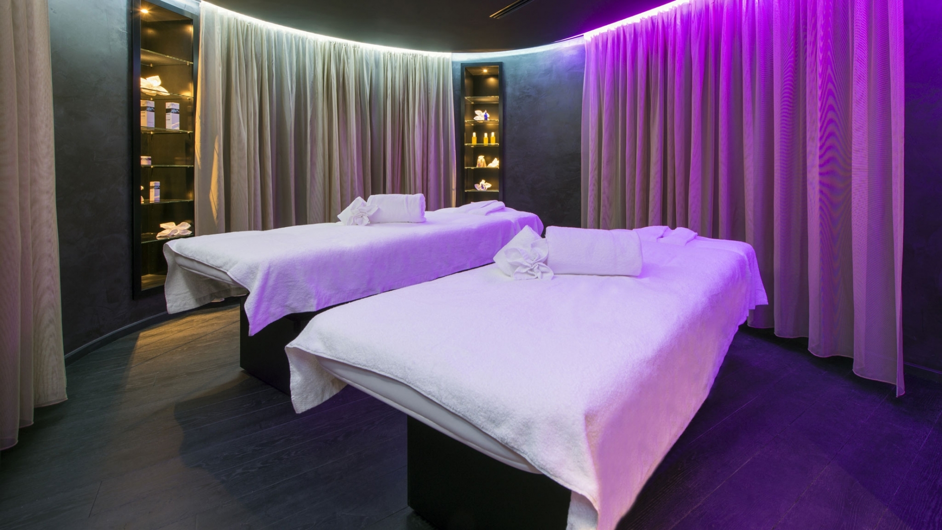 AWAY Spa Verbier Couples Treatment Room